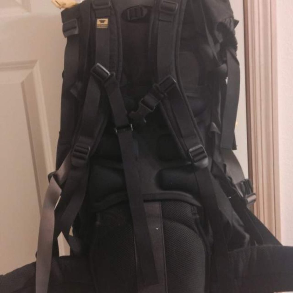 Like New Mountain Hiking /Snowboarding Backpack View 3